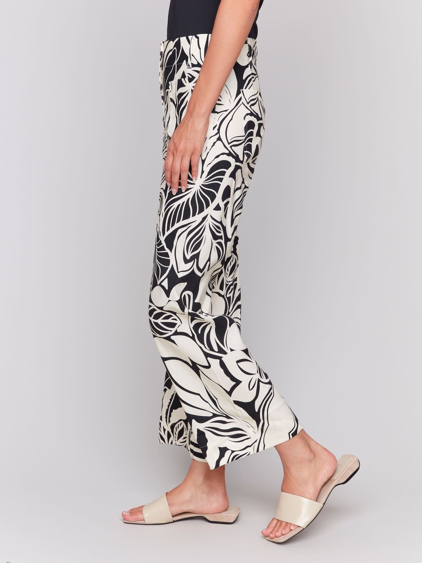 Printed Cropped Straight Leg Pant With Patch Pockets